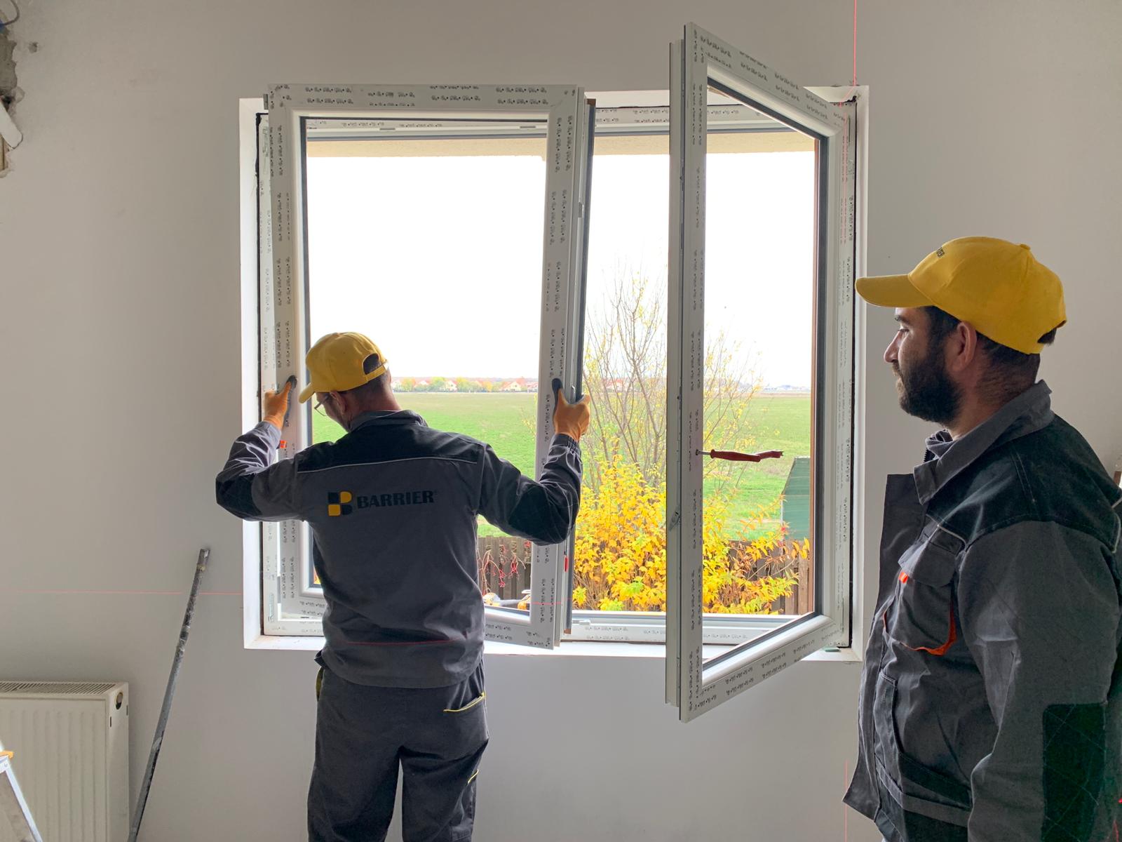 Modele de geamuri termopan pentru living