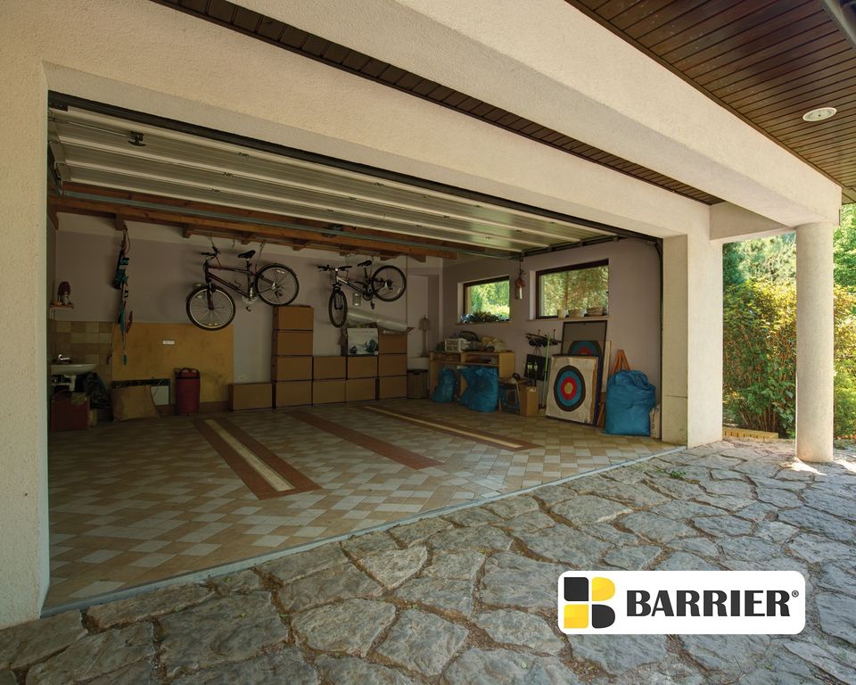 Ce sunt ușile de garaj de tip rulou și cum le amenajezi