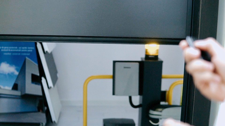 Pași pentru mentenanța ușilor de garaj automate