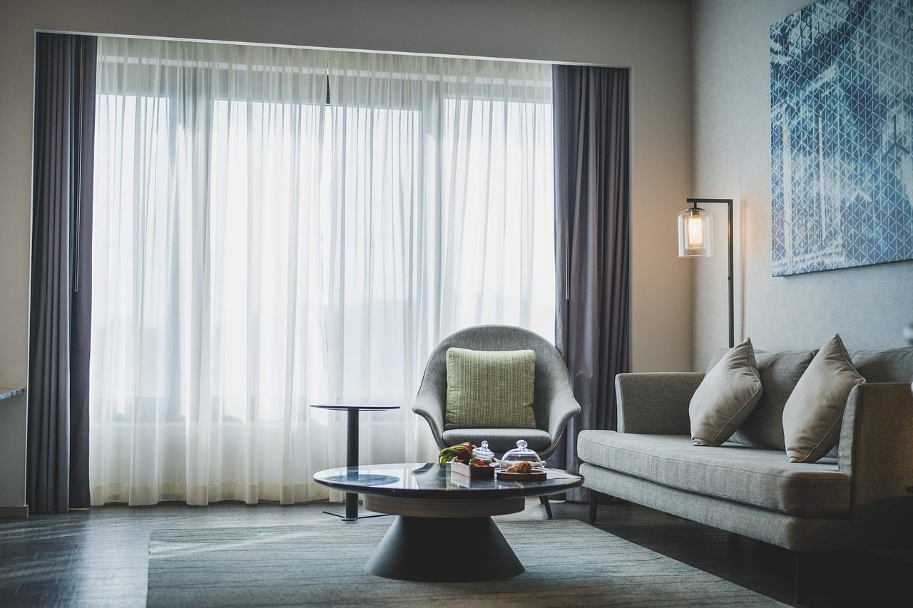 Amenajarea spatiului cu deschideri mari din PVC