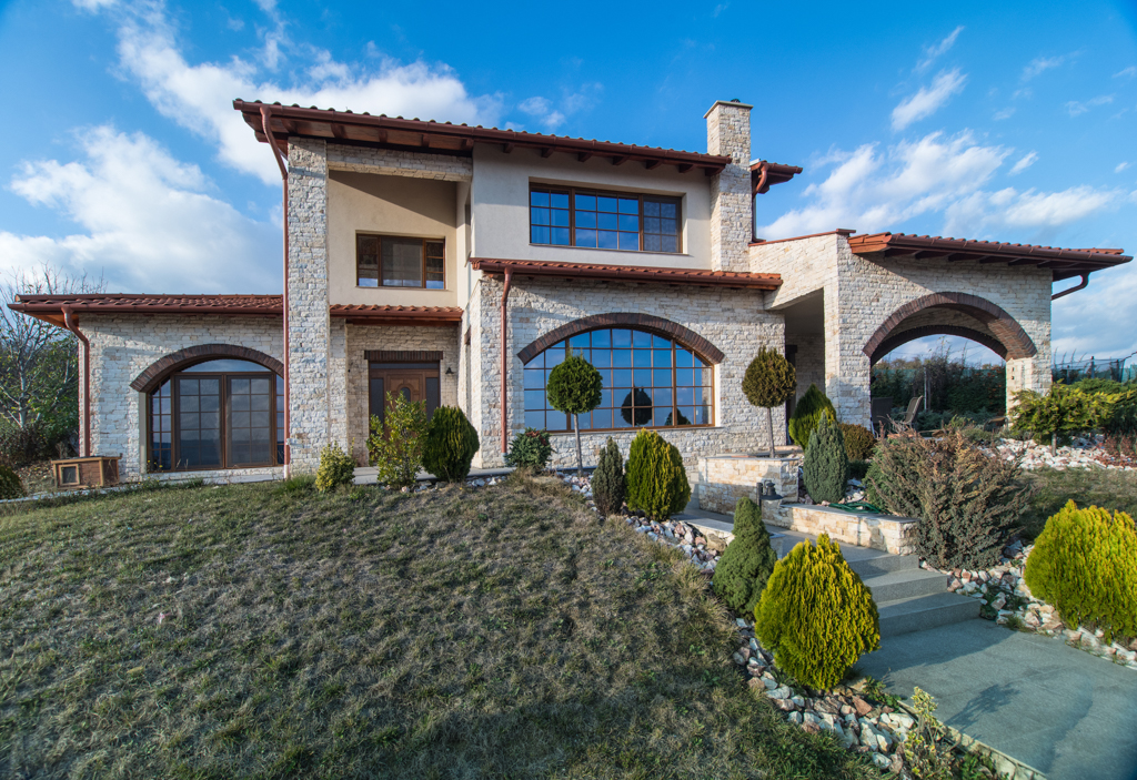 Soluții tehnice pentru protecție geamuri termopan