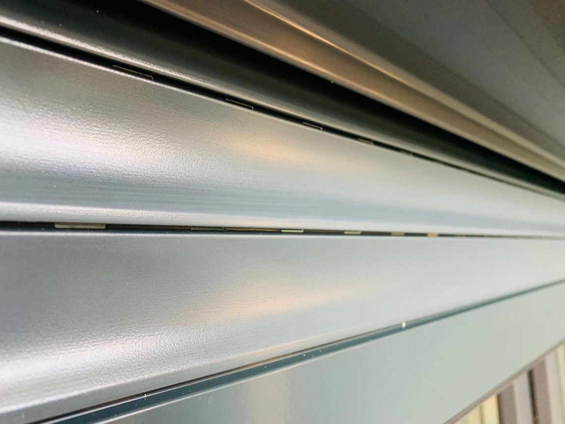 Tipuri de clădiri unde se recomandă rulouri pentru ferestre