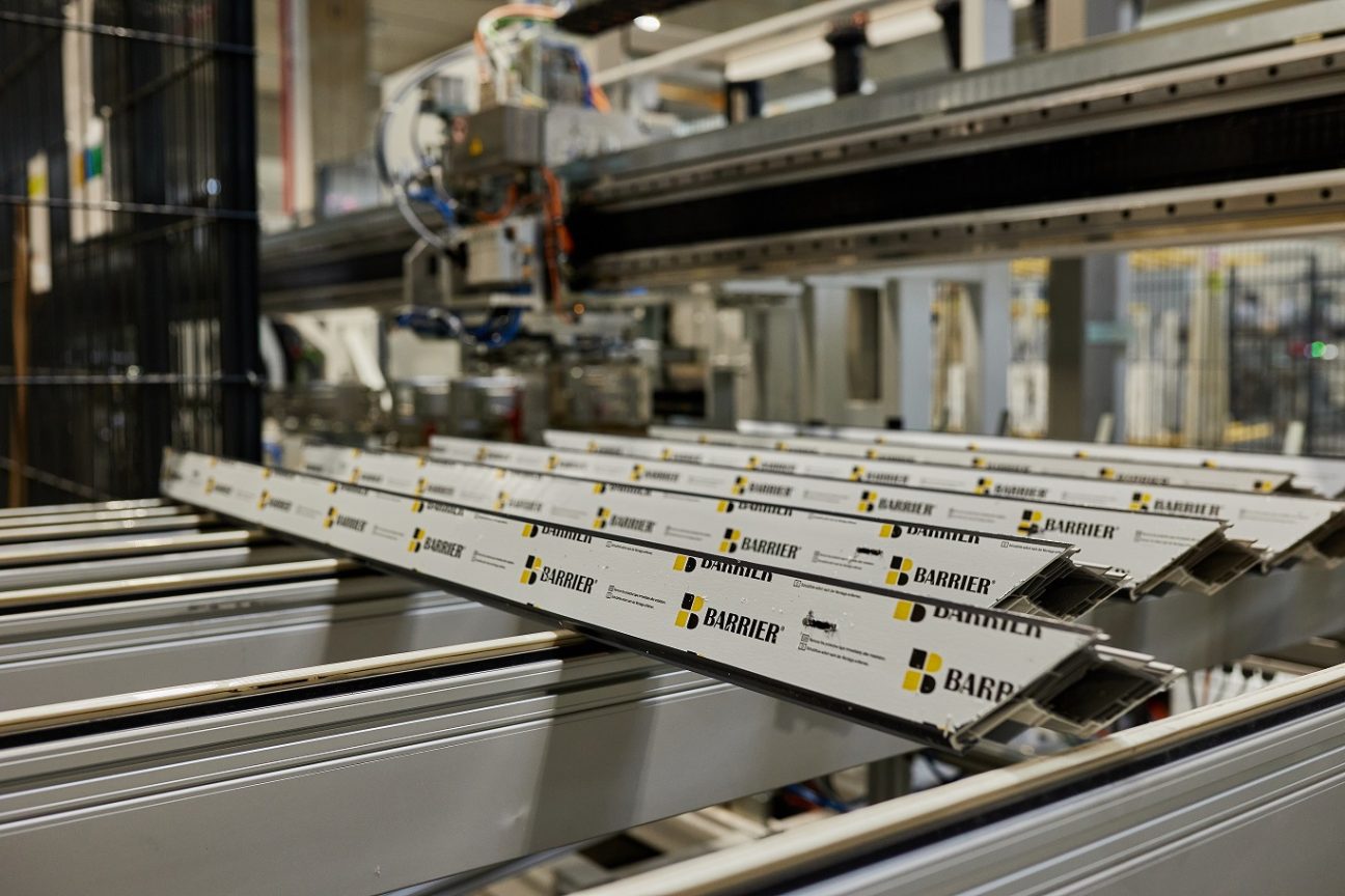 Ghid de alegere ferestre PVC sau aluminiu potrivite în 2024